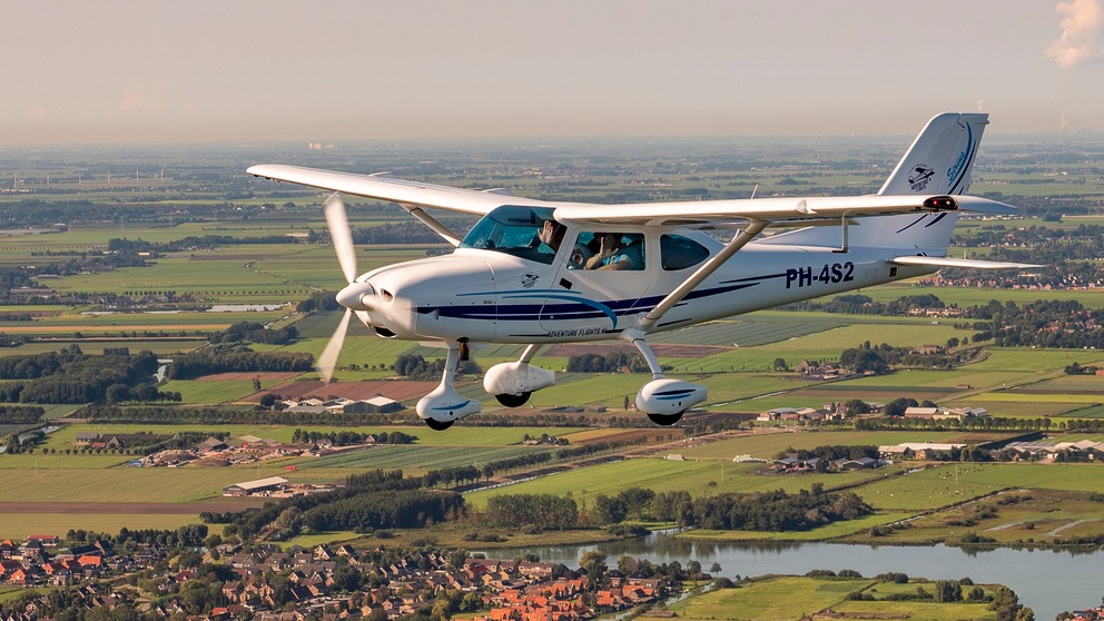 Basic flying lesson Middenmeer