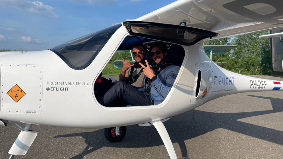 Electric flying Teuge