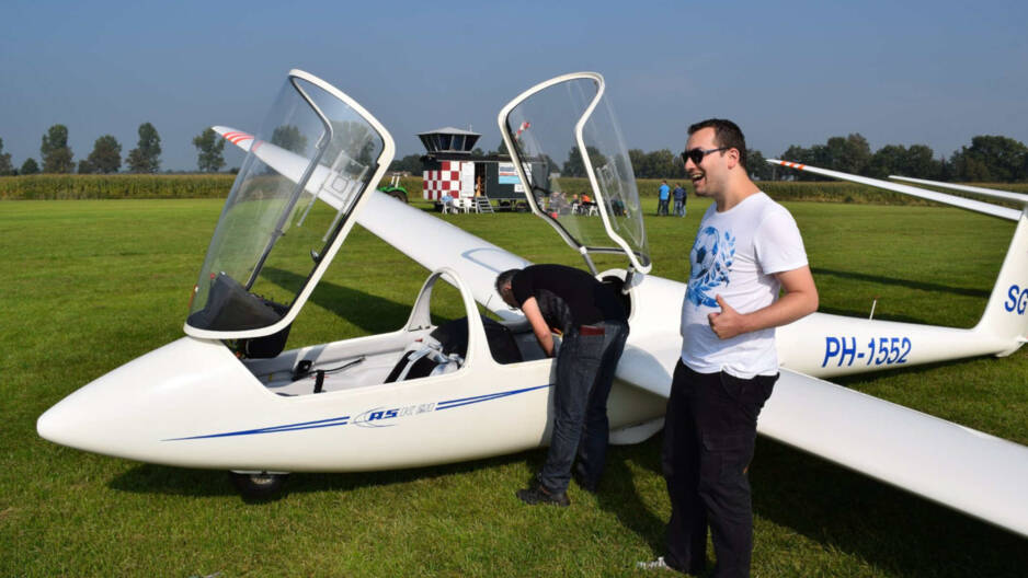 Glider flying Salland